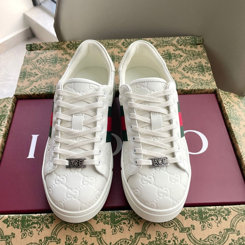 G*u*i casual shoes